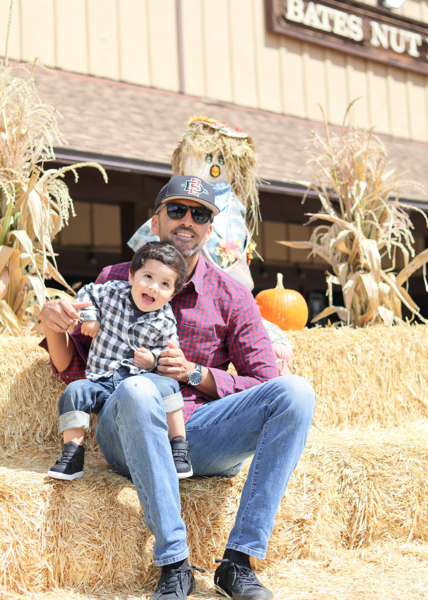 father and son at bates nut farm, father and son san diego