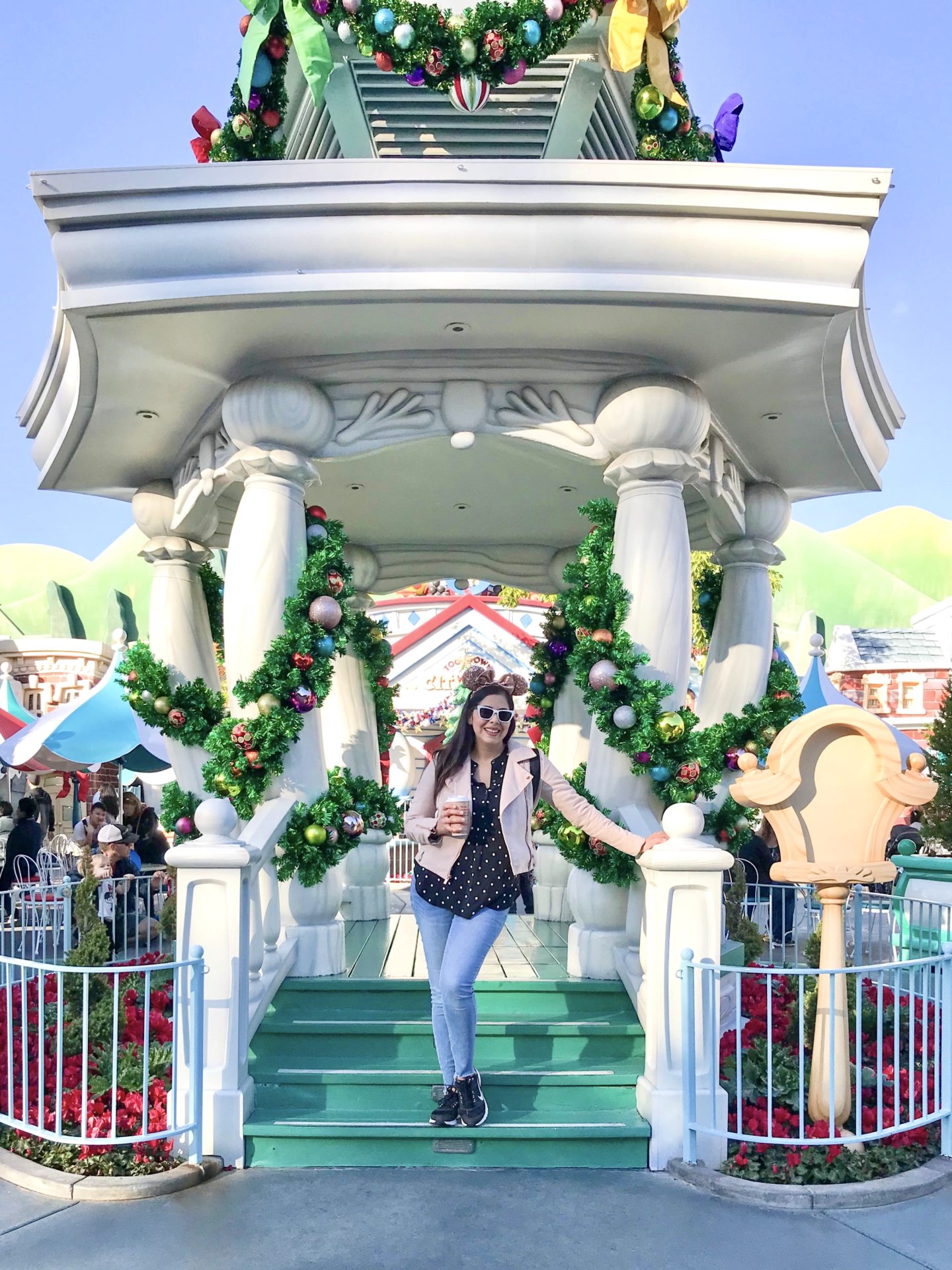 9 Cute Disneyland Outfit Ideas - Disney Outfits
