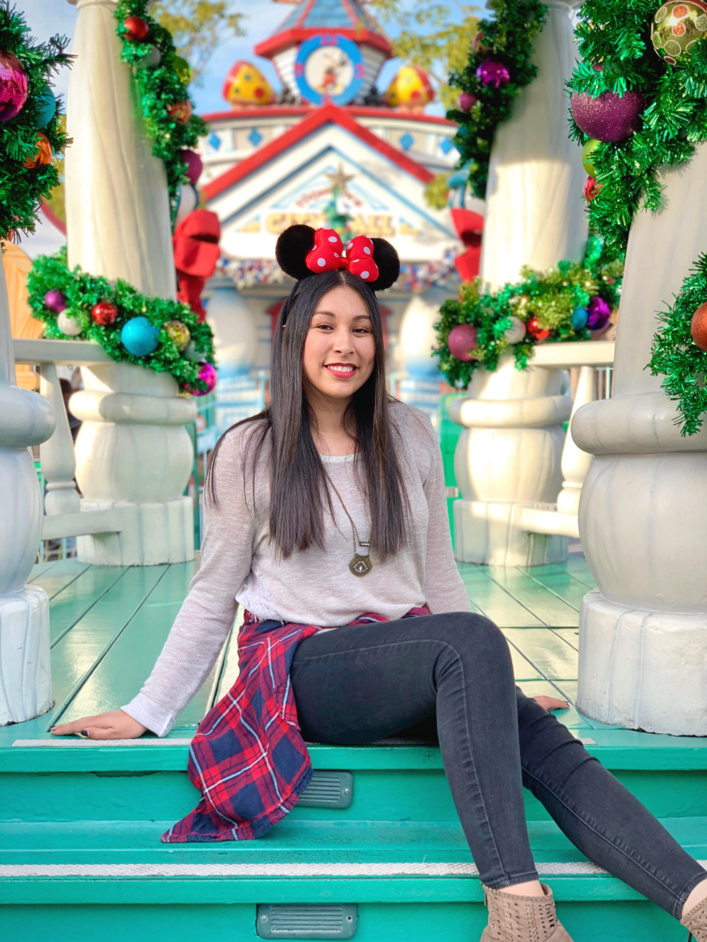 Holiday Time at Disneyland Outfit Ideas + 5 things you shouldn't miss! -  Lil bits of Chic