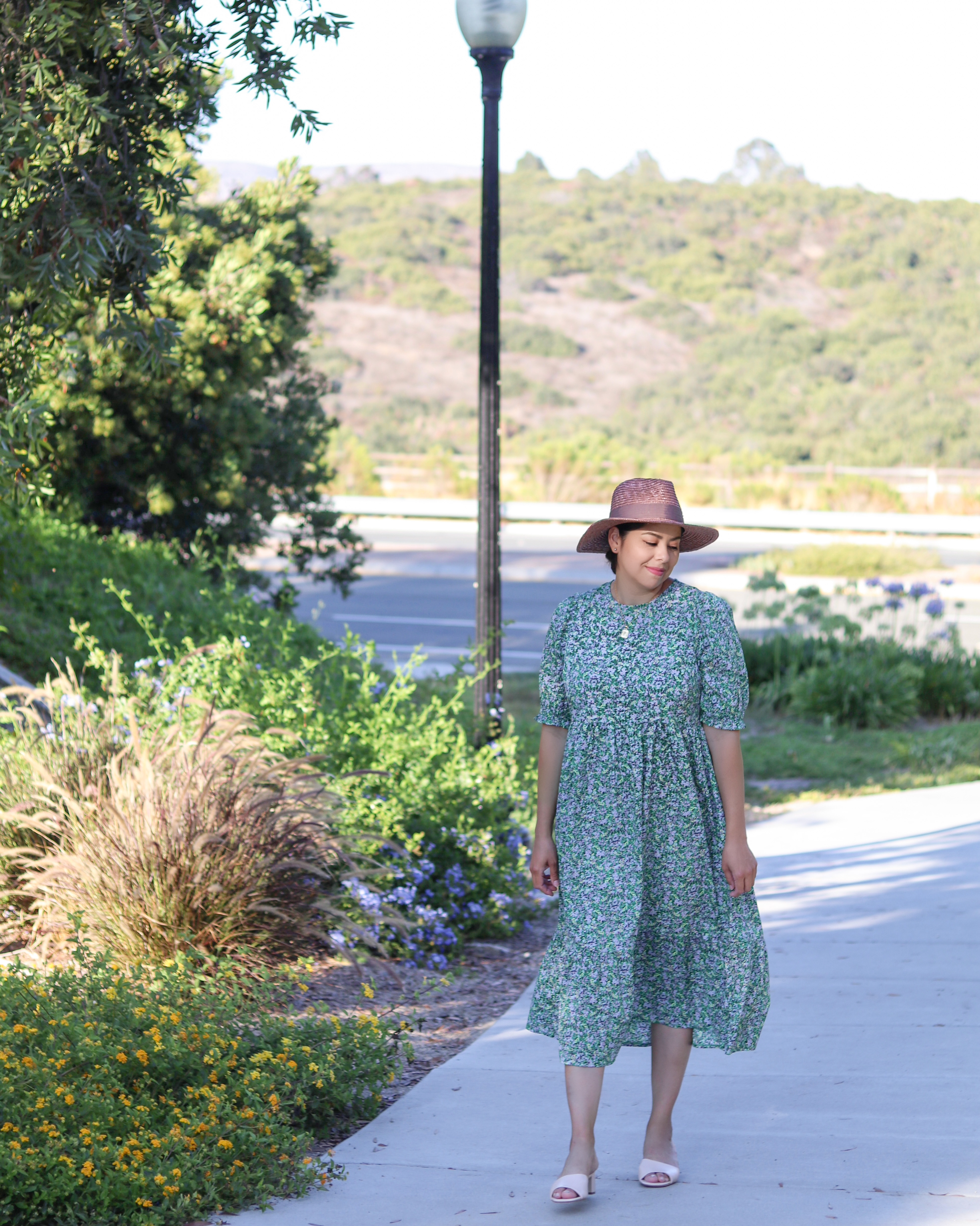 Smock midi dress in blue, what to wear in San Diego, Casual summer outfit