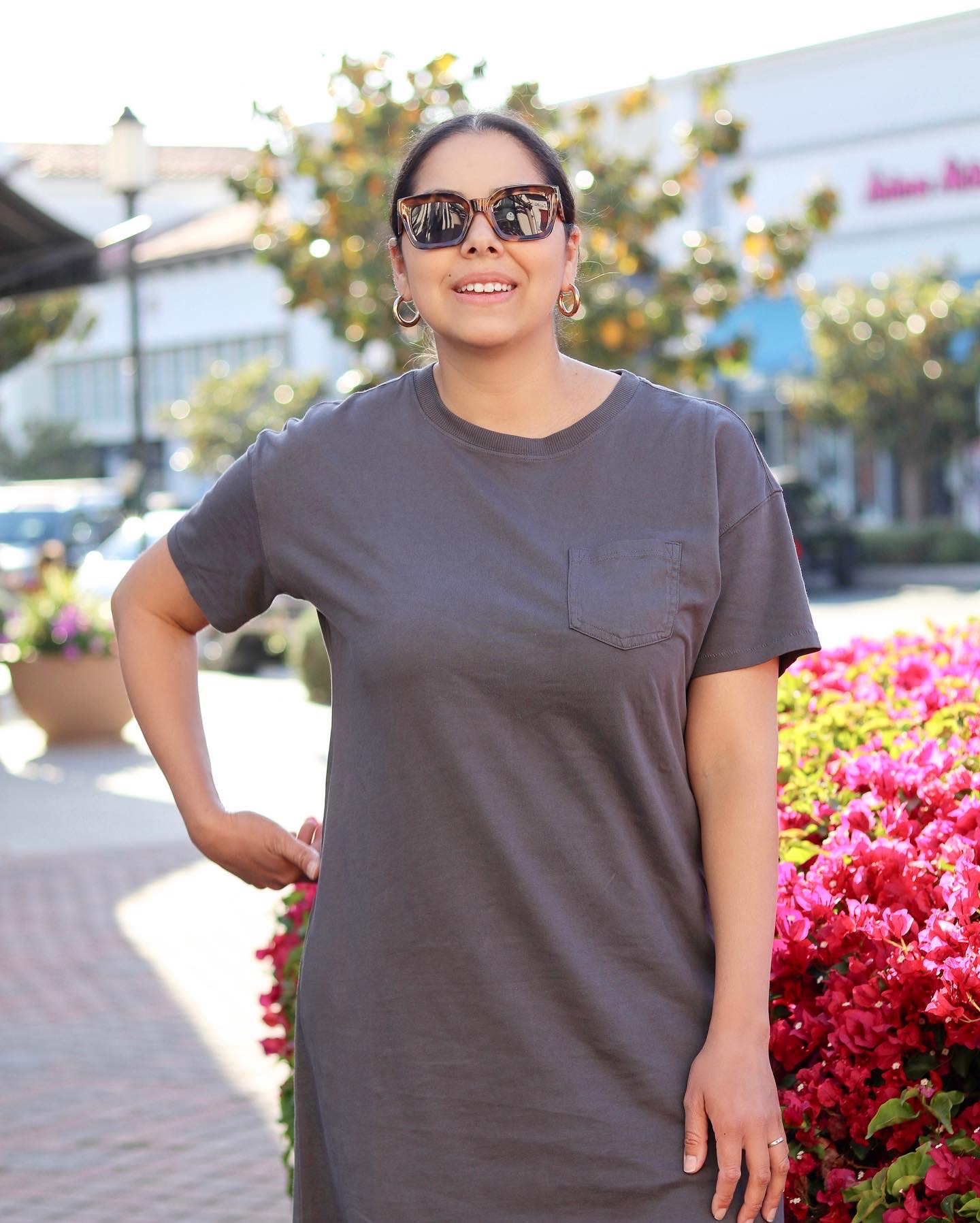 Easy Tee Shirt Dress Outfit, stylish casual outfit, San Diego style