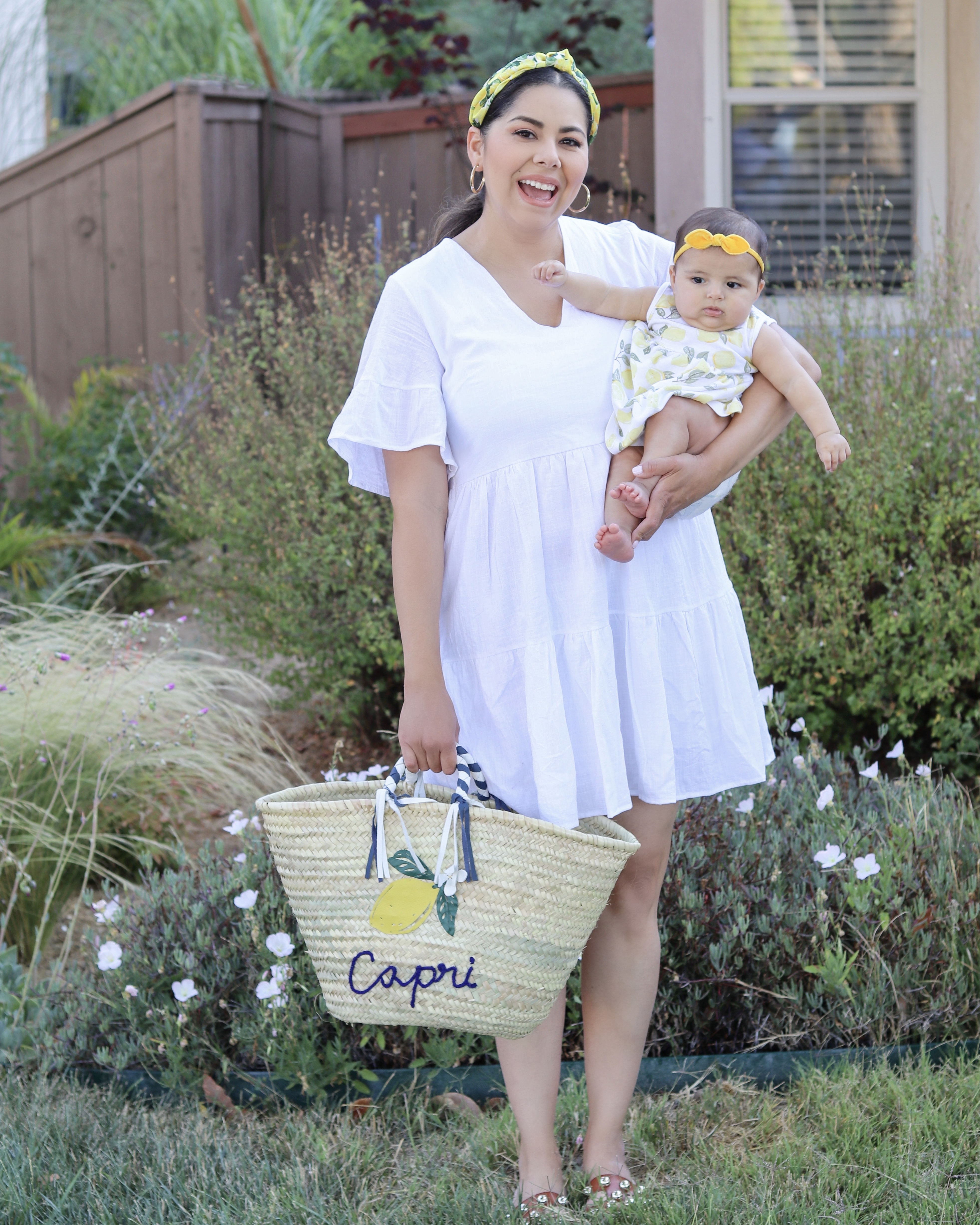 mother daughter coordinating looks, Latina mom style, mother daughter style
