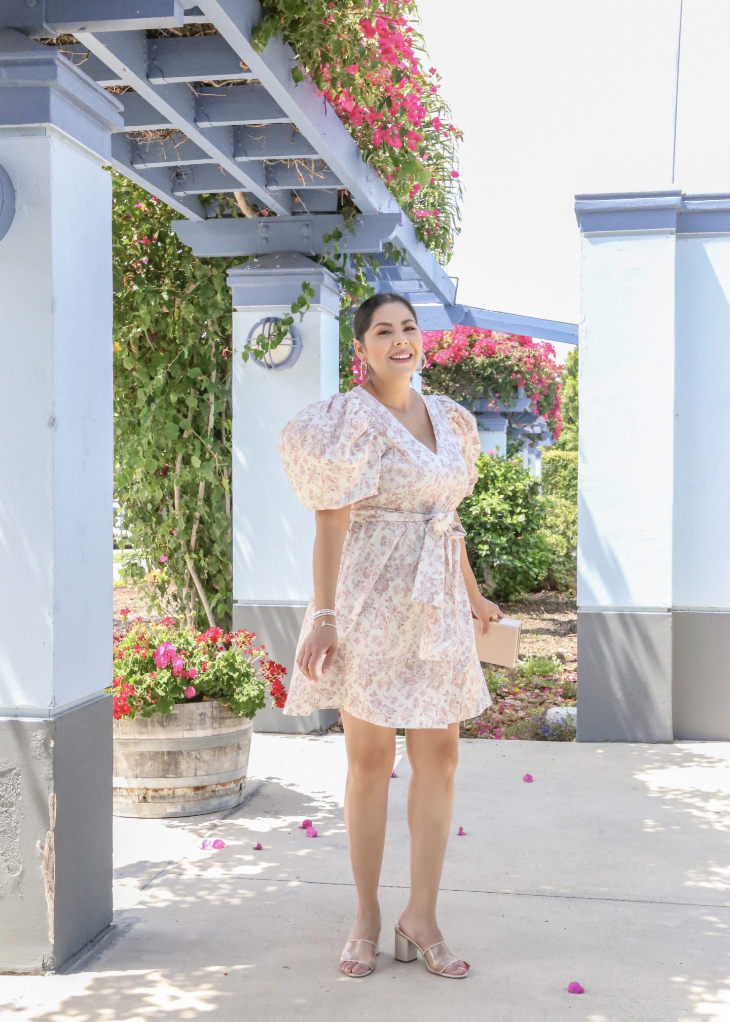 Puff Sleeve Floral print Dress, San Diego fashion blogger showing wedding guest idea