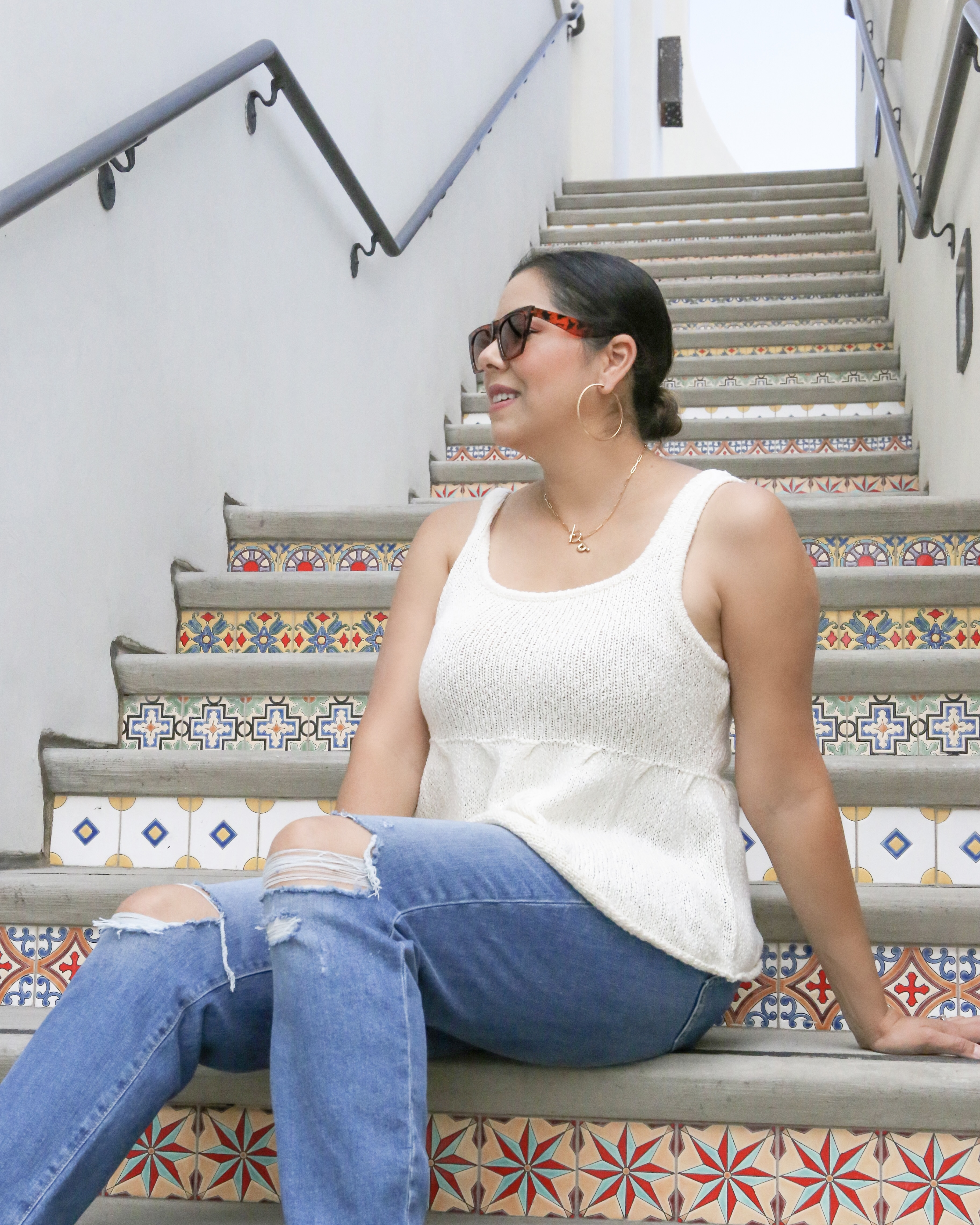 Relaxed Jean outfit, what to wear in San Diego