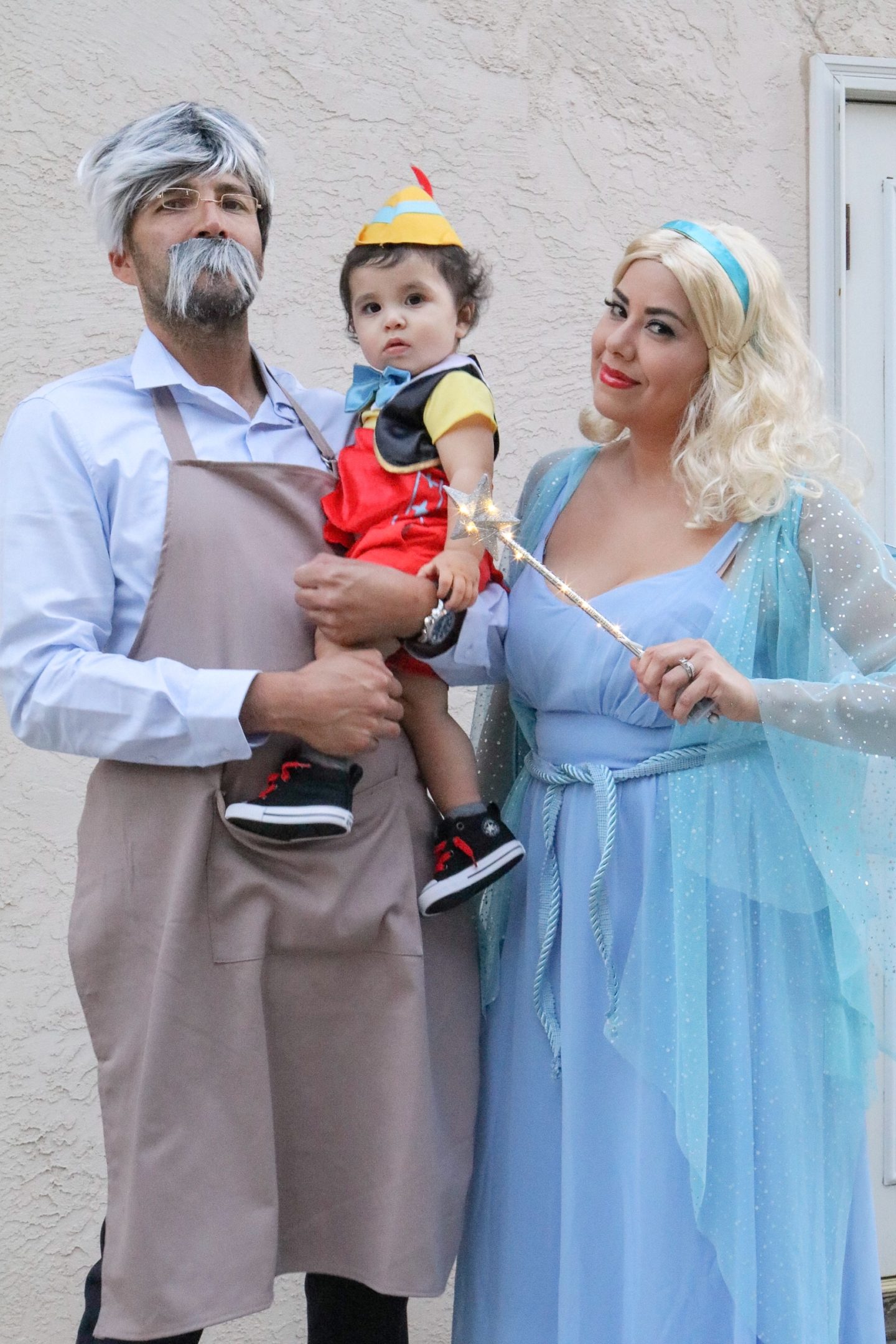 Family Halloween Costumes, Pinocchio family costume