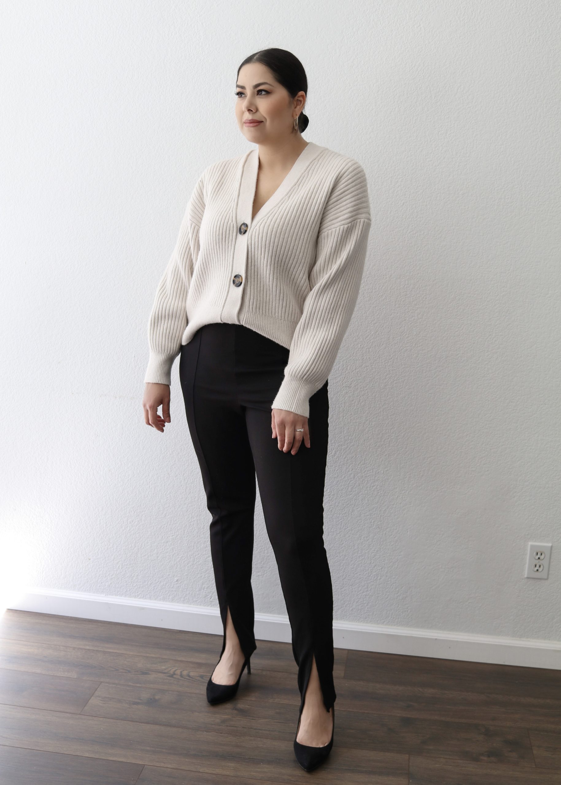 BLACK SLIT LEGGINGS main image 1
